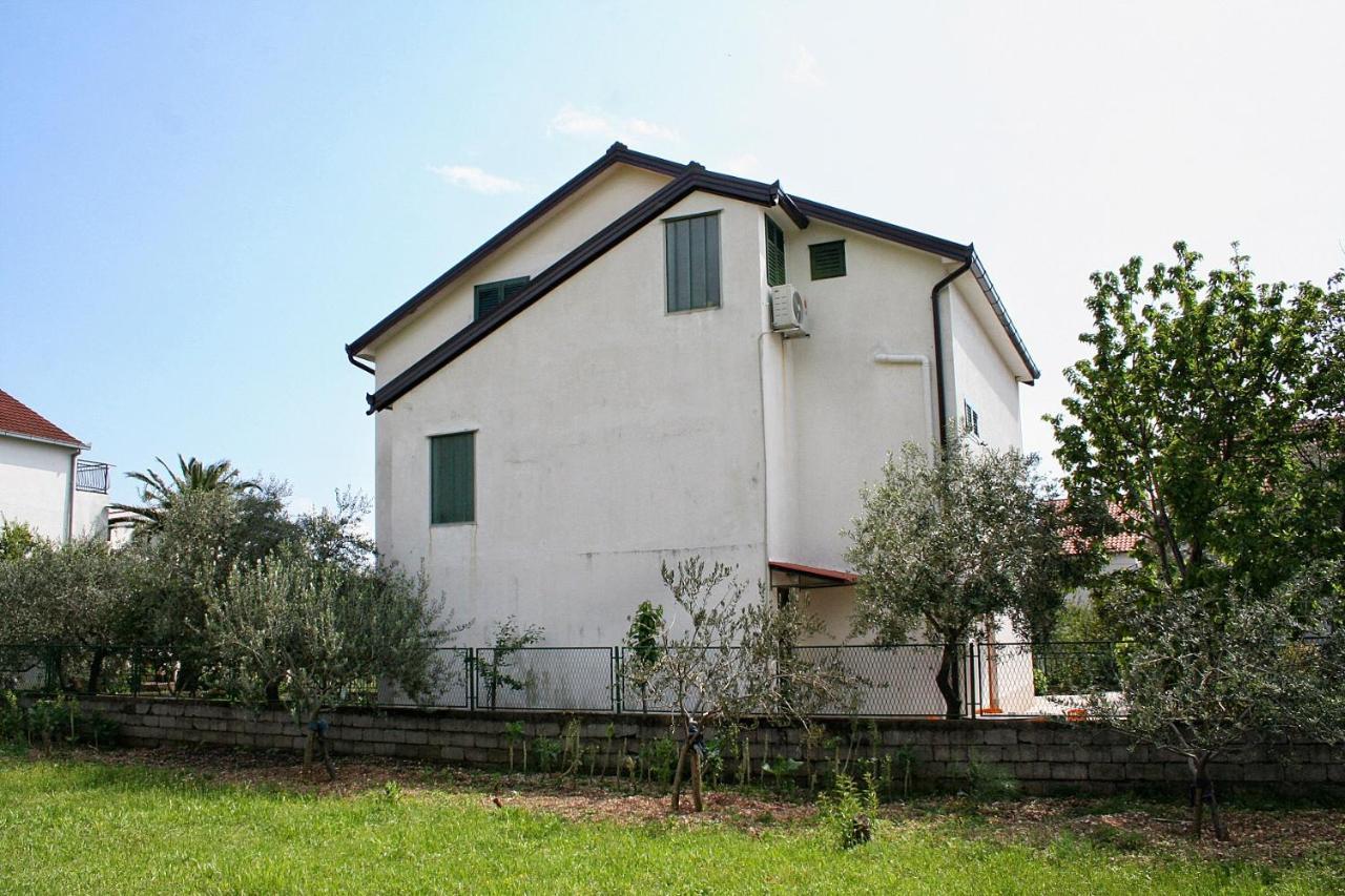 Apartments And Rooms By The Sea Zaostrog, Makarska - 2661 Eksteriør bilde